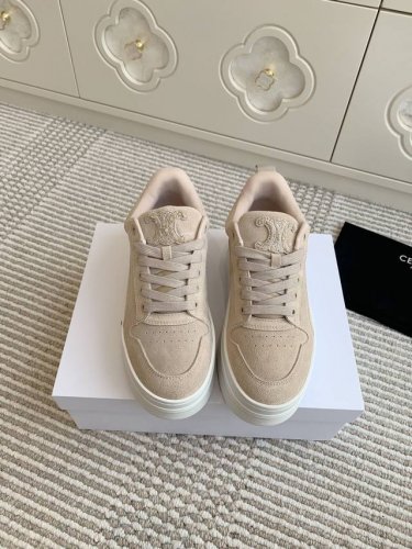 批 Celine 塞林新品凯旋门休闲厚底小白鞋运动鞋 顶级品质 材质进口羊京 羊皮内里 原版开模Tpu大底 Size:35-40 41定做不退换