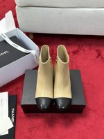 厂价 Chane*｜小香24B新品 双c拼色粗跟短靴 鞋面采用进口小羊皮材质 内里垫脚都是丝绸羊皮 意大利进口真皮大底 Size：35-39 40 41定制