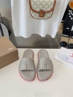 出厂价 王俊凯 杨幂 许凯 张婧仪 丁程鑫 陈牧驰 王子异 同款christian Loubouti2024 新品 Cl 路铂廷新款夏日铆钉 Eva 时尚百搭超