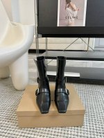韩国shopweare新品早春新款小方头骑士靴 极简风格配有金属扣饰 辣妹必备款质感高级耐看 集时髦与舒适度一体 秋冬炸街必备 靴筒可翻折设计 复古又时髦 鞋面