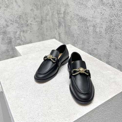 bottega Venet* 葆蝶家Bv最新款Astaire系列 情侣款 复古 乐福鞋 金典乐福鞋版型 传统与现代的碰撞 搭配鞋面Bv金典绳结点缀 皮革温润 精