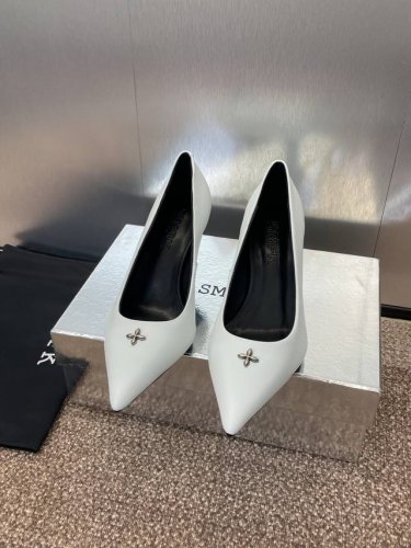 工厂价390 smfk Tide 2025春夏新款十字花扣拼色女鞋 小众潮牌尖头高跟时尚百搭单鞋 材质：进口混种羊皮+水染羊皮内里+原版开模橡胶大底 跟高8Cm