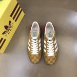 Gucc* X Adidas 22Fw New Arrival G 阿迪 联名板鞋，Adidas经典三线元素与三叶草标志融入gucc*设计元素 大胆的配色夺人眼