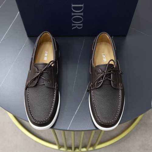 出厂价： 品牌：迪奥dior 标准码：男码38 44 45可以定做 等级：官网同款 材料：原版牛皮拼接 牛皮内里 原版tpu耐磨柔软大底 款式类别：休闲运动版
