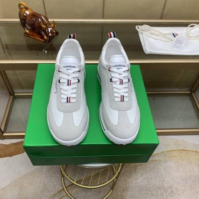 THOM BROWNE 汤姆.布朗 TB官网同款原单爆款运动鞋 头层牛皮加透气布料1：1原板 羊皮内里鞋身配件一比一开模 专柜品质 亲们你还为穿着搭配鞋发愁那这
