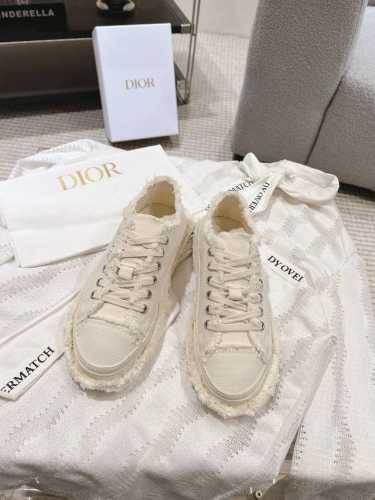 顶级 Dior迪奥D-Blaze Sneaker新款刺绣厚底乞丐流苏帆布板鞋！原版购入开发 做货 侧面展示金色调金属光泽线Christian Di*r Pari