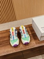 顶级版本 Xt -4 Mule 半拖穆勒配色极美，本蜈蚣精狂喜，三种配色每一个配色都有不同的色彩效果，从黑武士到 Eva ，一脚蹬的穆勒鞋型很适合这个说走就走的
