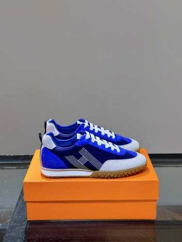 hermes/爱马仕Ss24春夏新品运动鞋，H家 Heros 运动鞋新品，简约鞋面，轻盈舒适透气！运动感十足！对比色设计打造活力时尚风格，鞋头前端自然色橡胶嵌饰