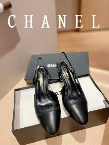 顶级版本 早秋新款chanel 香奈儿 全面之尊贵时尚生活品牌，Ins，小红书等大时尚博主及明星的同款，爱上优雅 Chanel 原版1:1复刻优雅又美貌 鞋面：