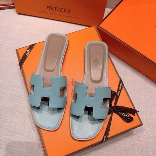 光面皮系列全新改版 Hermès 包装升级，版型做工材料升级。 Hermes市场最高版本纯手工鞋 顶级产品爱马仕拖鞋 经典之最，真正的手工鞋，连针线走线数量都和