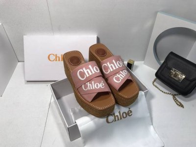 出厂价： CHLOE 克洛伊 专柜 秋冬新款 最高限定专柜上新 九色发售 克洛厚底拖鞋◆ 原标 原盒 正确版本◆ 原版3D数控logo◆ 定制交叉鞋面◆ 原版橡