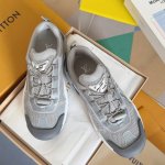 顶级版本：男款530 lv路易威登 L家驴牌Runner Tatic系列 厚底 休闲 运动鞋 跑鞋 原版购入开发 做货 本款 Lv Runner Tatic 运