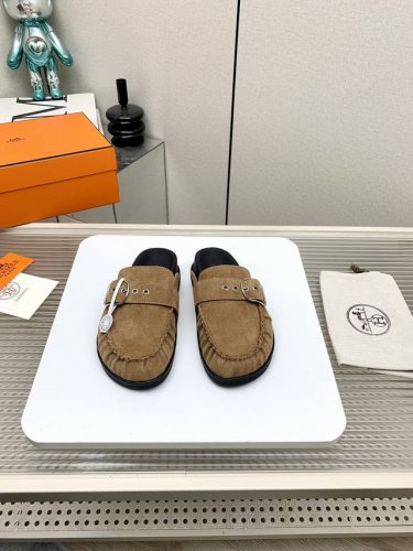 女款380男款390（顶级版本） H家 2025秋冬新款 Herme*S最近火到不行的情侣款勃肯鞋- 凉鞋,搭配各种彩色袜子，潮爆了 鞋面：进口小牛皮 内里：进