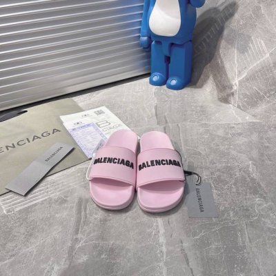 出厂 Balenciaga 巴黎世家 潮品情侣拖鞋 Balenciaga Political Campaign 最新磨具开发 欧美名媛 明星 网红girl 大爱