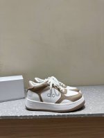 代购级 alo25s 春夏新款 拼色小白鞋厚底舒适休闲款alo比耐克更懂女生！上脚超级百搭！而且超级舒适！是厚底款但是上脚一点都不沉重！非常轻便！套上袜套搭配更