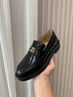 出厂价 Chane* ｜小香经典拼色双c乐福鞋单鞋乐福鞋爱好者绝不能错过这款气质上更中性帅气几分 线条感很足鞋面采用进口小牛皮 牛油内里垫脚采用丝绸羊皮意大利进