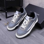 商品商标：Armani 阿玛尼 休闲鞋 正码码数: 38-44 商品材料：精选牛皮拼接鞋面 透气网内里 原版大底