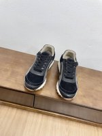 男款10情侣款顶级版本brunello Cucinelli 新款bc经典休闲鞋运动鞋 Bc是意大利知名品牌，极简主义风格，复古又高级！简约又大气，属于非常耐看的