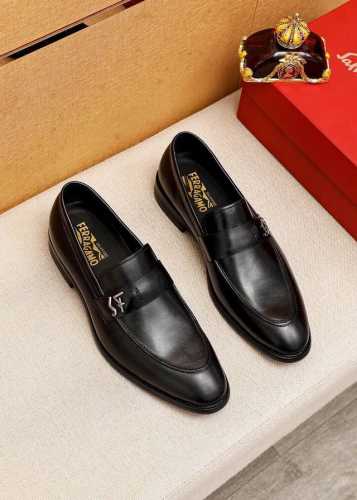 商品商标：Ferragamo 菲拉格慕 休闲皮鞋正码码数: 39-44 38.45.46订制 商品材料：精选 进口头层小牛皮鞋面+经典五金扣，进口水染牛皮内里。