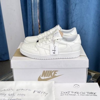 新配色Air Jordan 1 low 乔一低帮复古篮球运动鞋Size：36 36.5 37.5 38 38.5 39 40 40.5 41 42 42.5 4