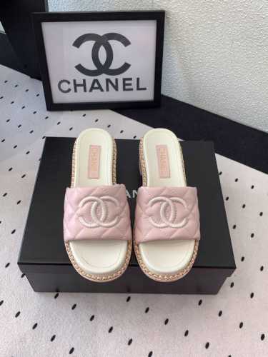 p360 Chanel新款链条拖鞋 高版本出货 众多明星网红上脚 国内外博主刷爆的一个百搭系列 春夏衣橱搭配必备 进口超柔羊皮鞋面 进口水晶羊皮内里 原版真皮大