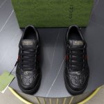 品牌：古奇GUCCi 标准码：男码38 44 45可以定做 等级：官网同款 材料：原版牛皮面 舒适混种加厚羊皮内里 原版耐磨柔软大底 款式类别：休闲运动版 小