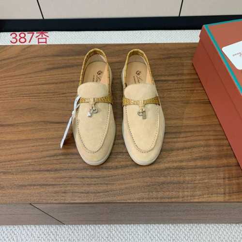 高版本 男款10 Loro Piana 拼色乐福鞋。意大利顶级羊绒复古优雅低调奢华。时尚性与皮料实用性同样兼具依然全网最高品质。鞋面羊京压纹皮。手工缝线，水染皮