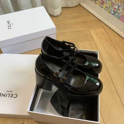 Celin*赛琳 2024早秋新品 复古尖头玛丽珍高跟鞋 被问无数次的粗跟玛丽珍！！增高显腿长 粗跟玛丽珍简直是心头爱 可以跑起来的“矮子乐” 上脚秀气又显瘦，