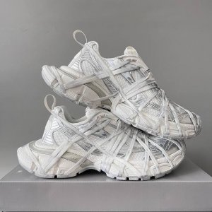 纯原版本balenciaga Phantom Sneaker 巴黎世家全新做旧十代白色做旧绑带潮流跑鞋 在延续 Track Trainer 户外轮廓和复杂鞋面结