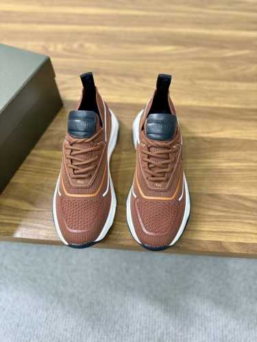 出厂价 布鲁提 Berlut* Shadow 飞织运动鞋履 香港购入原版开发打造 作为品牌首款针织运动鞋履，这双袜子鞋用轻盈且极富韧性的针织面料，双色高密度飞织