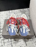 顶级版本 配飞机盒 New Balance 纽百伦471 25 春夏新品 复古 休闲鞋 运动鞋 471鞋款承袭其经典轮廓，以纤细鞋檀勾勒轻盈外形 焕启复古薄底鞋
