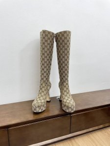 短靴 长靴 顶级版本gucci 古驰24 Aw秋冬新品gg老花防水台高跟靴 强烈推荐气质十足的女王范最优雅的欧美风格高跟鞋此单品犹如艺术品一般，带有高雅不失轻奢