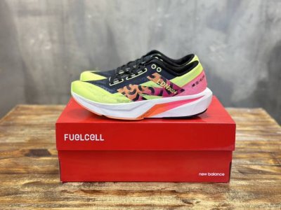 现货 Nb潮流专区-New Balance Fuelcell Rebel V4 男女休闲跑鞋 潮流复古时尚 专柜1:1品质 区别市场通货版本 官方更多新配色 陆