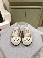 Chane l 香奈儿new arrival～春夏大头厚底增高鞋新品每年爆单款休闲鞋，人手必入size 35-40 40 定制！全套专柜同步礼盒包装！