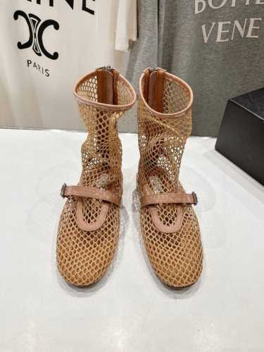 高版本出厂 独家新品 Alaia 阿莱亚24Ss 走秀款平底网面靴 最近超火的一款平底鞋 章小蕙同款 甜酷芭蕾风 人气超高的一款芭蕾舞鞋，浪漫又迷人 舒适百搭配