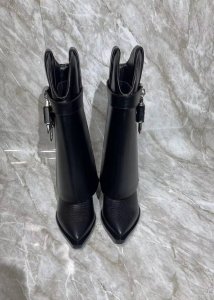 Givenchy ｜4 最高版 出厂价 真皮大底 仿真皮大底 定做 Givenchy 2024 新款高靴系列 纪梵希 锁扣 真皮压花款 风靡整个时尚圈 专柜 正