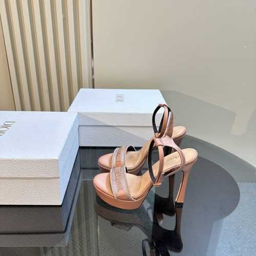 厂价 Dior 迪奥24S新品 防水台一字带高跟凉鞋 面料采用进口织布 内里踮脚均为羊皮 意大利进口牛皮大底 跟高：12Cm 水台：3Cm 码数：35-39 4