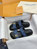 工厂价 驴家系列凉鞋lv凉鞋半拖 最新款-- Louis Vuitton 路易威登 最新时尚休闲半拖鞋～代购级当季最新潮品 众多博主纷纷种草，入购原版开模定制，