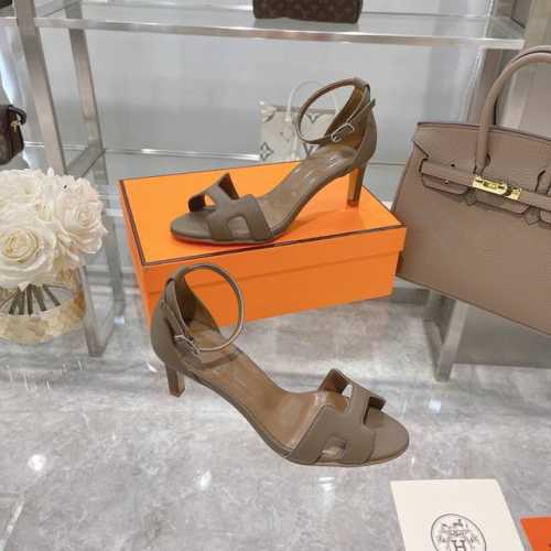 Hermès 爱马仕 掌纹 高跟气质凉鞋 耗时半年时间开发，终于完美复刻出货！爱马仕的高跟鞋是我见过最简约最耐看最有气质的！！！任何风格都能hold住跟高：7c