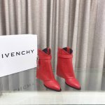 顶级版本 定做款 GIVENCHY纪梵希新款时尚短靴亮泽皮革靴原版1:1开发，腿部饰有皮革束带，搭配金属扣，侧面饰有金色不对称4G LOGO金属挂锁，杏仁形鞋头