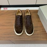 Brunell* Cucinell* 男款休闲鞋。简约时尚。鞋面牛反绒。牛皮内里，高密度弹力乳胶 可拆卸独立高弹力乳胶鞋垫 原版大底。 码数：39-46 39、