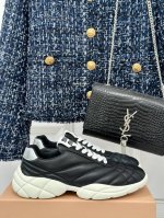 厂价 Miumiu 缪缪 24Ss 早秋新品 休闲运动鞋 独特的设计，时尚又百搭 无论是搭配牛仔裤还是裙子 都能轻松驾驭。彰显你的独特品味 让你的每一步都充满自