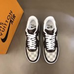OUIS *UITTO* x OFF-WHITE x Nike 三方联名！潮酷男士休闲运动鞋，配色无敌，设计思路基本上是延续 THE TEN 的风格，Swoos