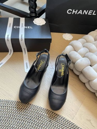 Chanel 24A新款玛丽珍凉鞋 内里：羊皮 大底：真皮大底 码数:35-40 定制