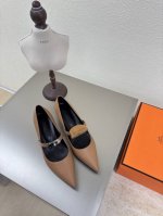 猫跟 爱马仕 玛丽珍 尖头单鞋 马鞍扣 经典浅棕色配银色马鞍扣 高版意大利真皮大底 400 爱马仕原版皮 h简约狂魔 经典百搭 意大利真皮大底 手工 工艺 面料