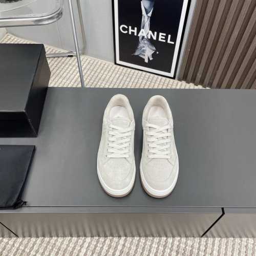 出厂:低帮 独家顶级版本 YSL SAINT LAURENT 圣罗兰 SL61春夏最新爆款休闲系列 SL61运动低帮休闲鞋 圣罗兰 SL61 ，原版购入 一比一