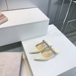 高品质出厂平底 ！顶级品质原单渠道！Jlmmy Choo周仰杰2025春夏经典钻链水晶表带女士平底、高跟尖头凉鞋婚鞋！ 官方正版焊接水晶色链条和鞋楦，绝对一比一