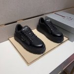 出厂价 普～ 男士休闲鞋 2024z柜同步发售 码数:38-44# 3个颜色鞋面选用多材质拼接网布内里，舒适透气，鞋底：原版舒适耐磨大底，实物拍摄实物更赞