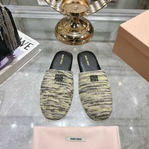 出厂 顶级版本代购级miumiu25早春新款毛线编织包头拖鞋各路博主着用全新一季做旧系列上脚尤为惊艳到你的一款闭眼入都是不会后悔 搭配还是可咸可甜 Zp开发鞋型