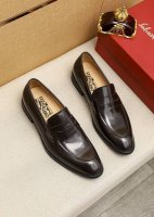 商品商标：Ferragamo 菲拉格慕 休闲皮鞋 正码码数: 39-44 38.45.46订制 商品材料：精选 进口开边珠牛皮鞋面+经典五金扣，进口水染牛皮内里